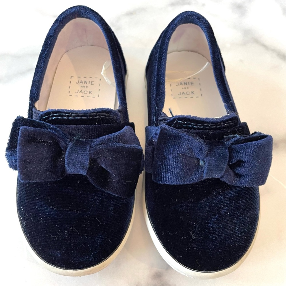 Janie and Jack toddler size 5 slip on shoes